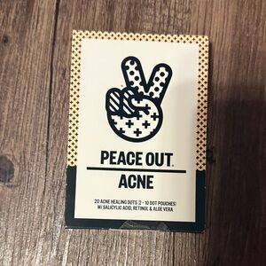 Peace Out Acne Healing Dots - Black and White